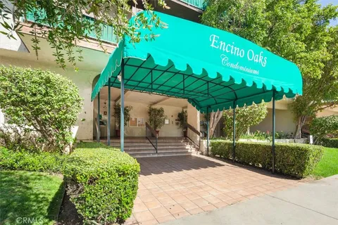 5460 White Oak Avenue Unit G315, Encino, CA MLS: SR25006671