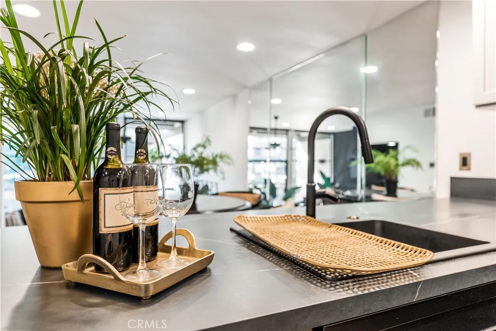 Additional image 30 of 6112 Marina Pacifica Drive N, Long Beach, CA 90803