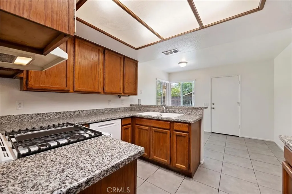 Additional image 13 of 1248 Shakespeare Dr, Riverside, CA 92506
