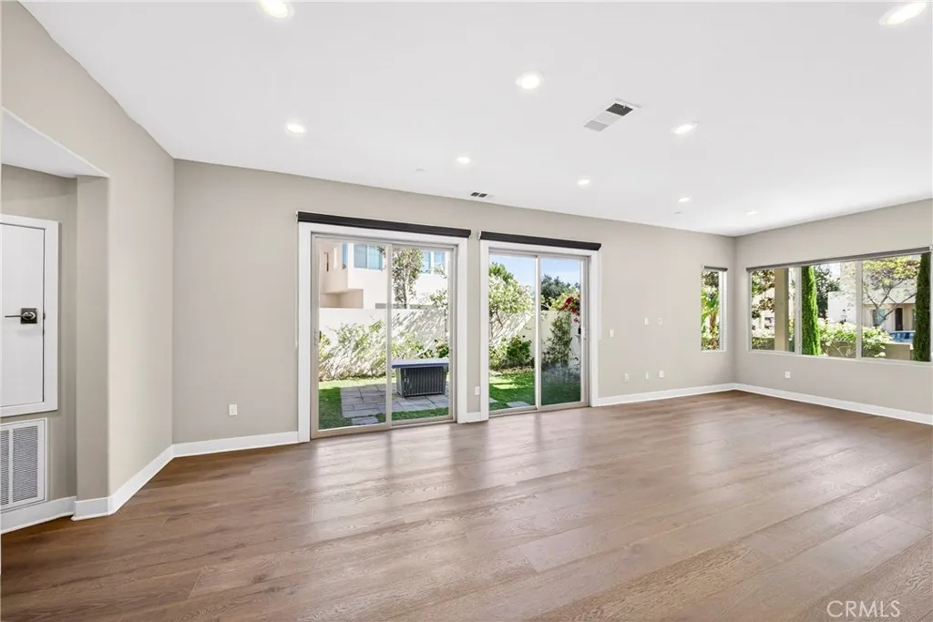 Additional image 77 of 195 Stellar, Irvine, CA 92618