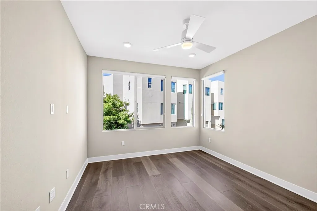 Additional image 92 of 195 Stellar, Irvine, CA 92618