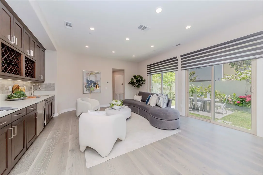 Additional image 75 of 195 Stellar, Irvine, CA 92618