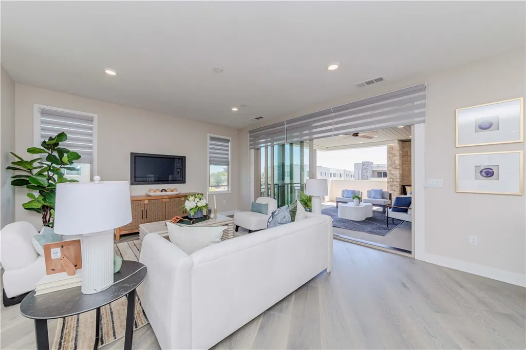 Additional image 53 of 195 Stellar, Irvine, CA 92618