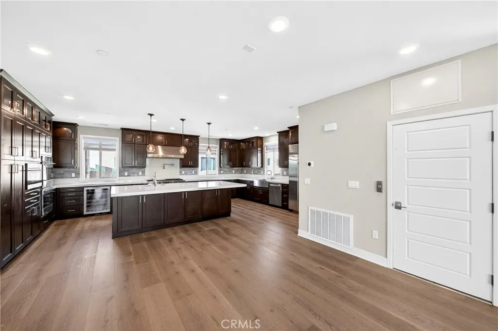 Additional image 120 of 195 Stellar, Irvine, CA 92618