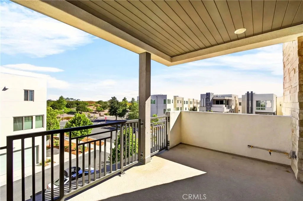 Additional image 129 of 195 Stellar, Irvine, CA 92618