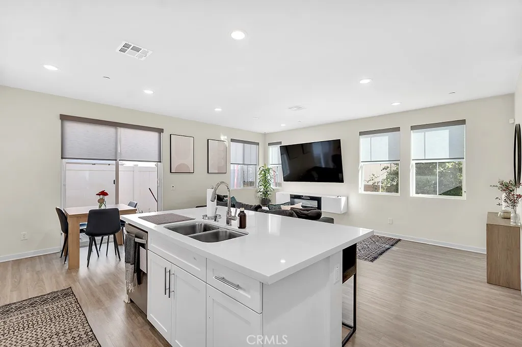 Additional image 60 of 13423 W Saddle Rock Place, Sylmar, CA 91342