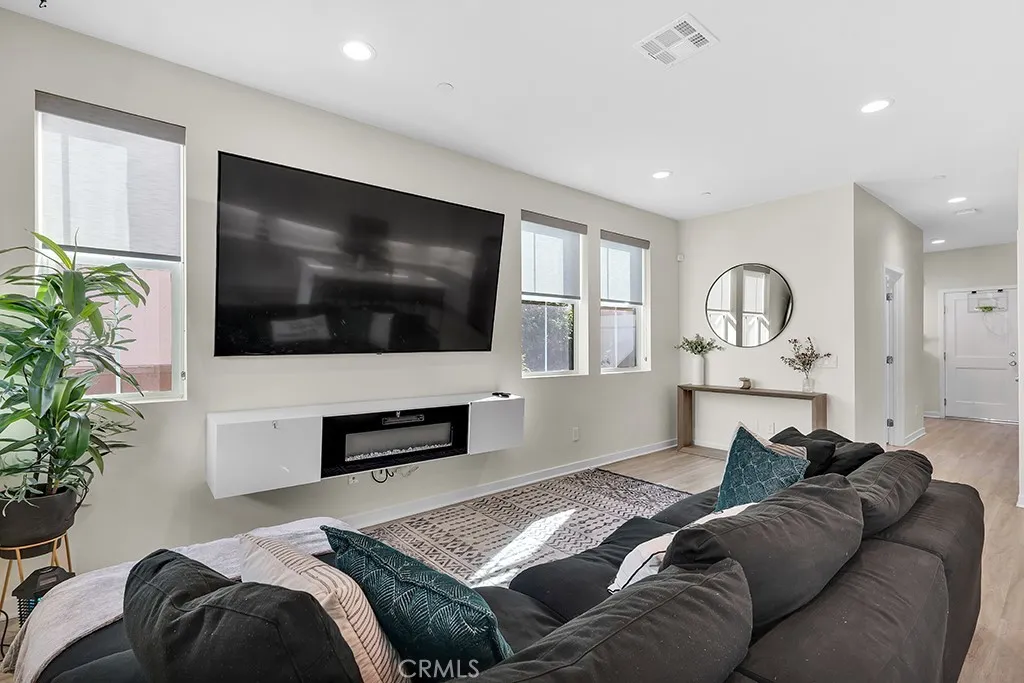 Additional image 54 of 13423 W Saddle Rock Place, Sylmar, CA 91342