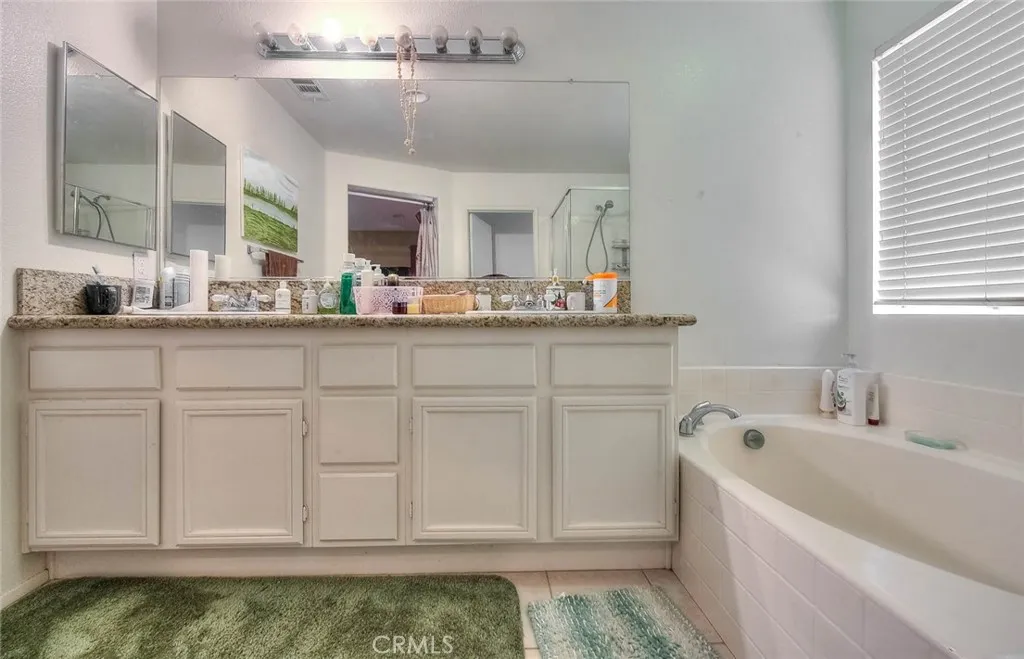 1011 Alderwood Way, Perris, CA 92571