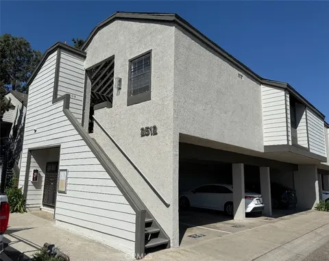 2512 W Macarthur Boulevard Unit B, Santa Ana, CA 92704 - MLS#: OC25052950