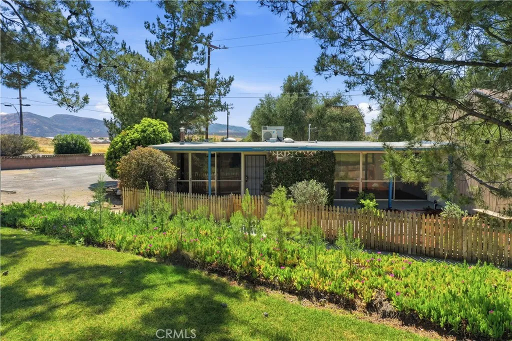 Additional image 3 of 600 Gibbel Rd, Hemet, CA 92543