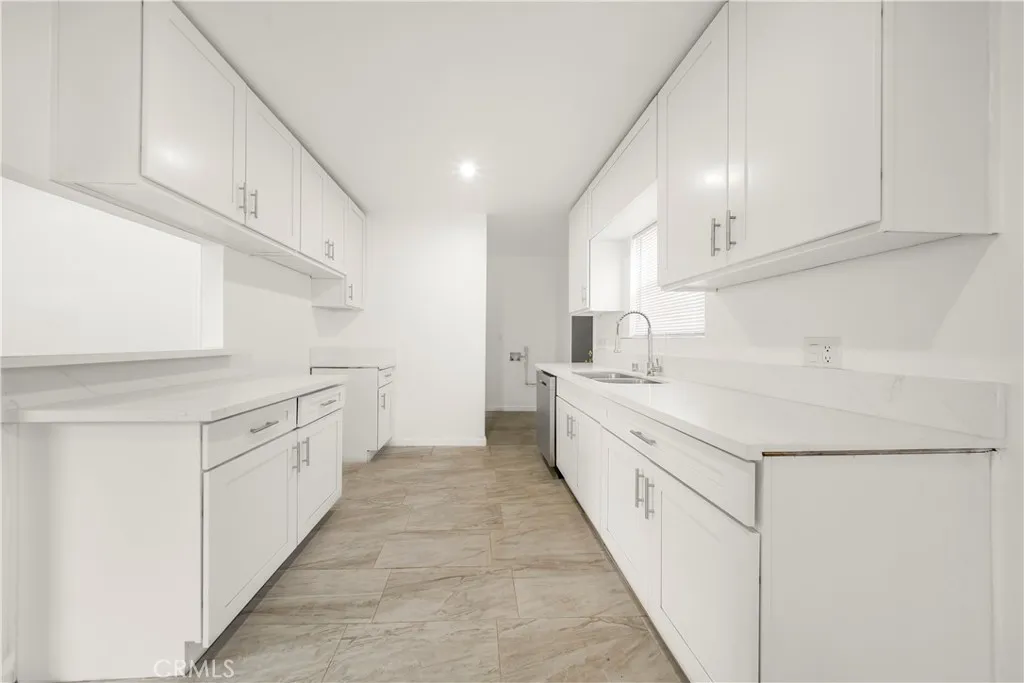 Additional image 8 of 959 E 105th St, Los Angeles, CA 90002
