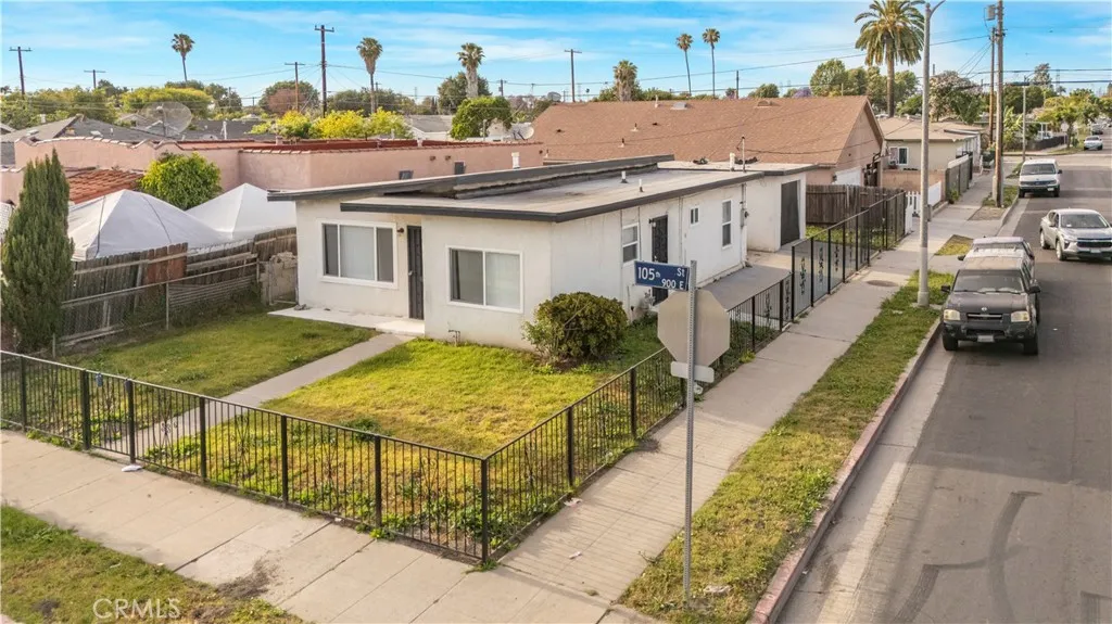 Additional image 37 of 959 E 105th St, Los Angeles, CA 90002