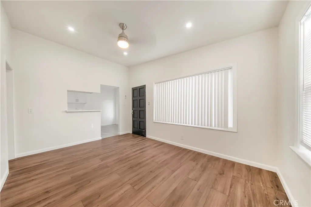 Additional image 25 of 959 E 105th St, Los Angeles, CA 90002