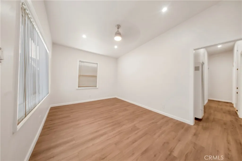 Additional image 26 of 959 E 105th St, Los Angeles, CA 90002