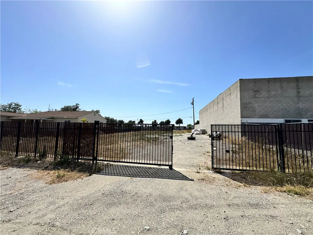 Fremontia, Fontana, CA 92335