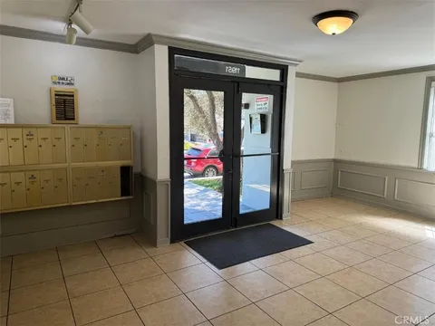 11951 Mayfield Avenue Unit 203, Los Angeles, CA 90049 - MLS#: SR25005246