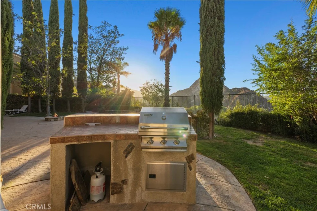 25501 Magnolia Lane, Stevenson Ranch, CA 91381