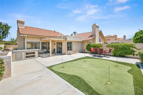 8 Bonita Lane, Palm Desert, CA MLS: PW25104946