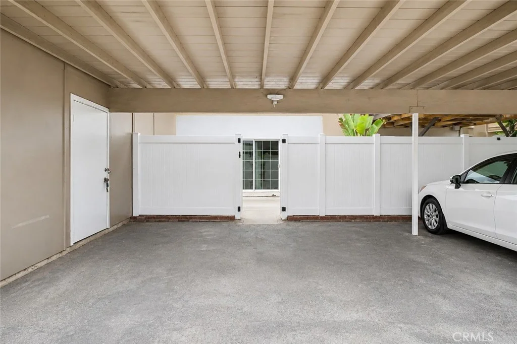 441 N Rockvale Avenue, Azusa, CA 91702