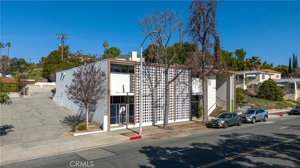 Additional image 3 of 1461 E Chevy Chase Drive, Glendale, CA 91206