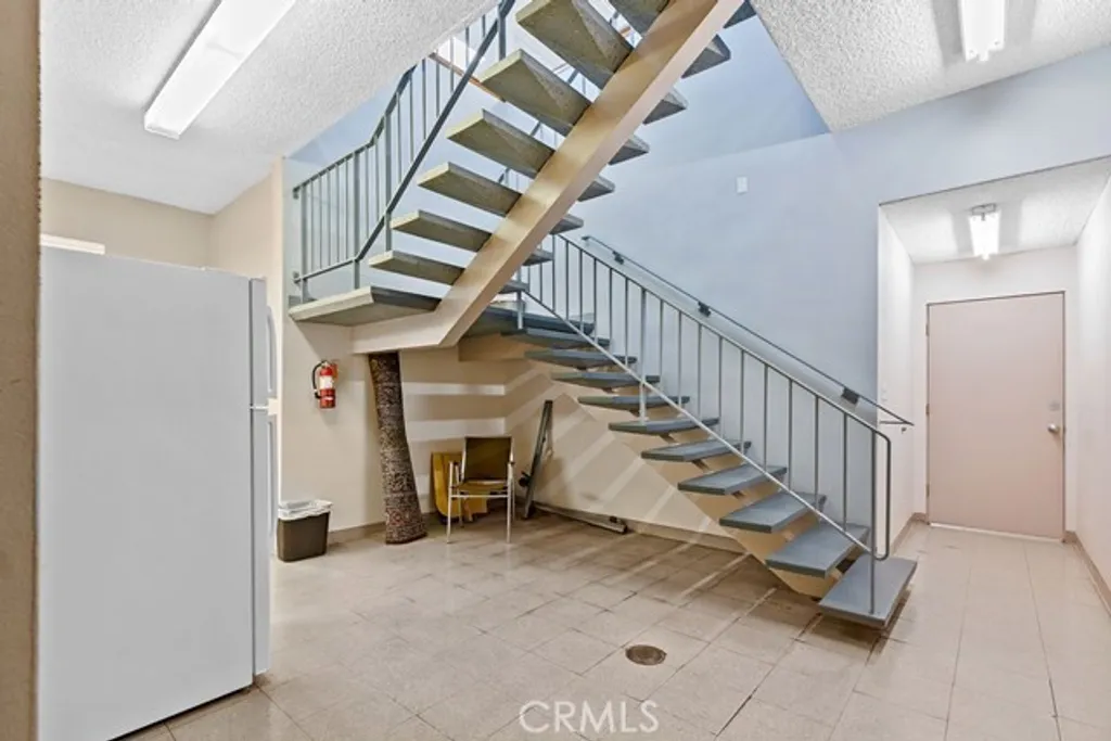 Additional image 16 of 1461 E Chevy Chase Drive, Glendale, CA 91206