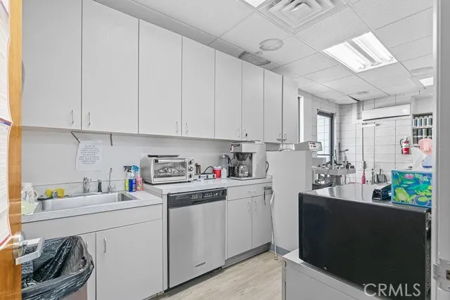 Additional image 42 of 1461 E Chevy Chase Drive, Glendale, CA 91206