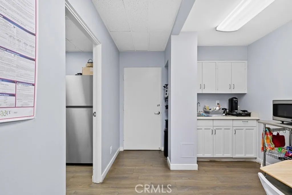 Additional image 23 of 1461 E Chevy Chase Drive, Glendale, CA 91206