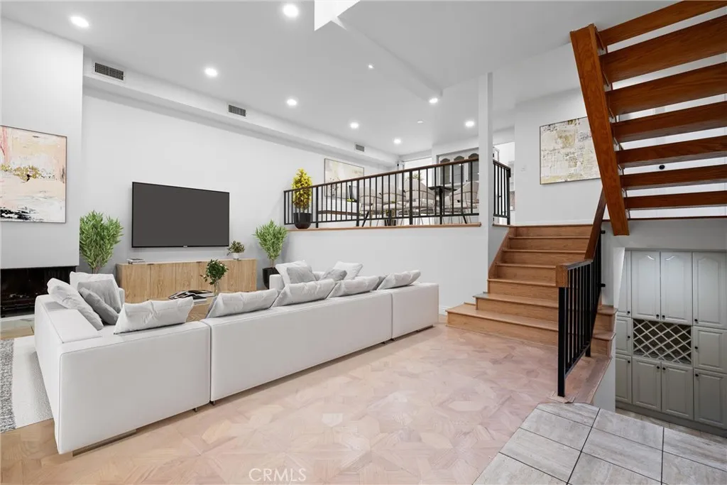Additional image 5 of 5335 White Oak Avenue Unit A, Encino, CA 91316
