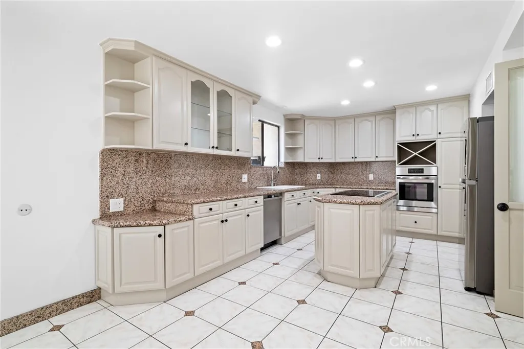 Additional image 10 of 5335 White Oak Avenue Unit A, Encino, CA 91316