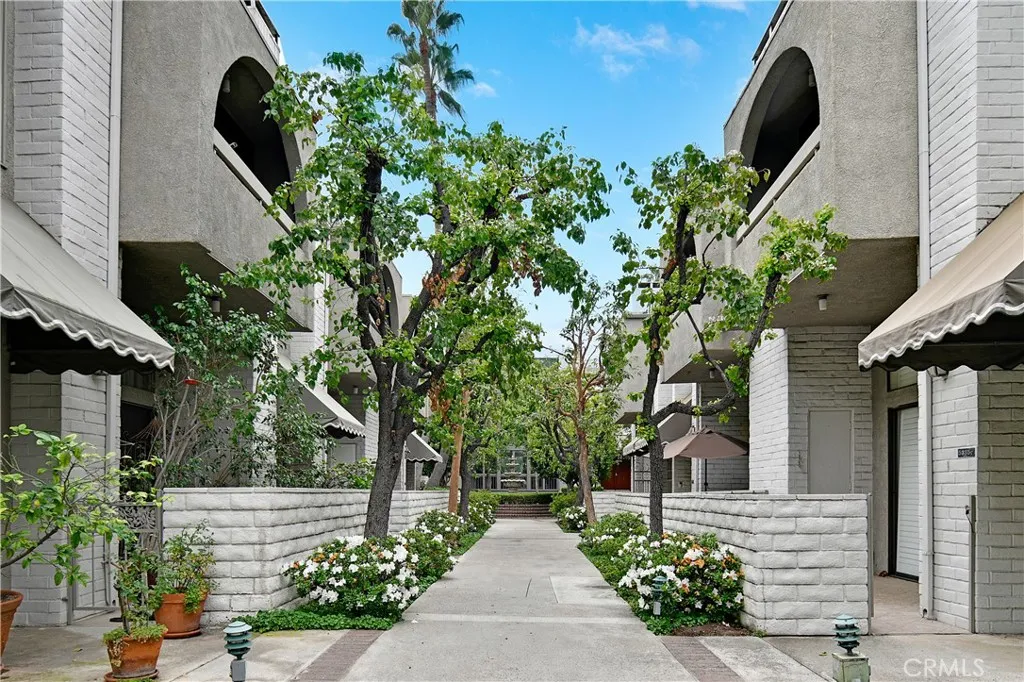 Additional image 36 of 5335 White Oak Avenue Unit A, Encino, CA 91316
