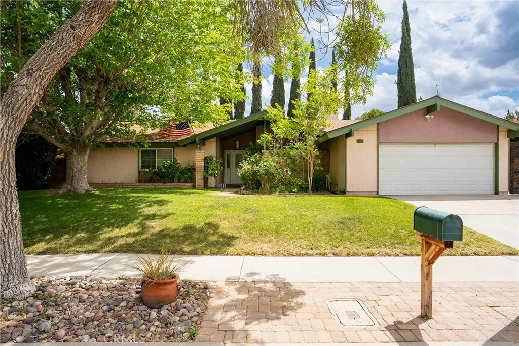 Additional image 22 of 43946 Galion Ave, Lancaster, CA 93536