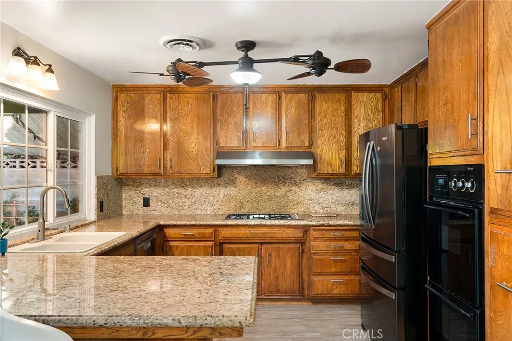 Additional image 33 of 43946 Galion Ave, Lancaster, CA 93536