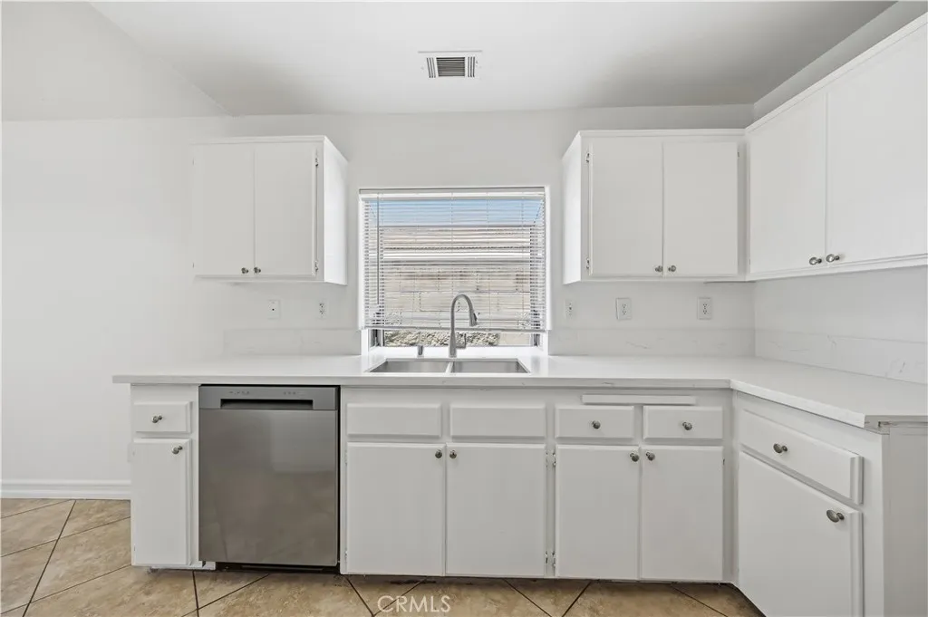 Additional image 59 of 14325 Chesebro Court, Fontana, CA 92335