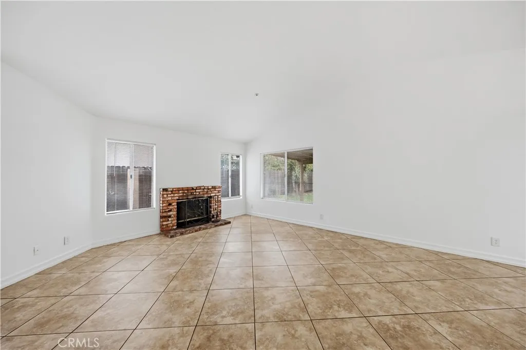 Additional image 10 of 14325 Chesebro Court, Fontana, CA 92335