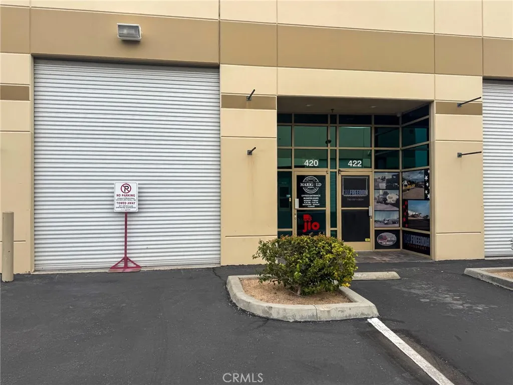 Additional image 2 of 12180 Ridgecrest Rd Unit 420, Victorville, CA 92395