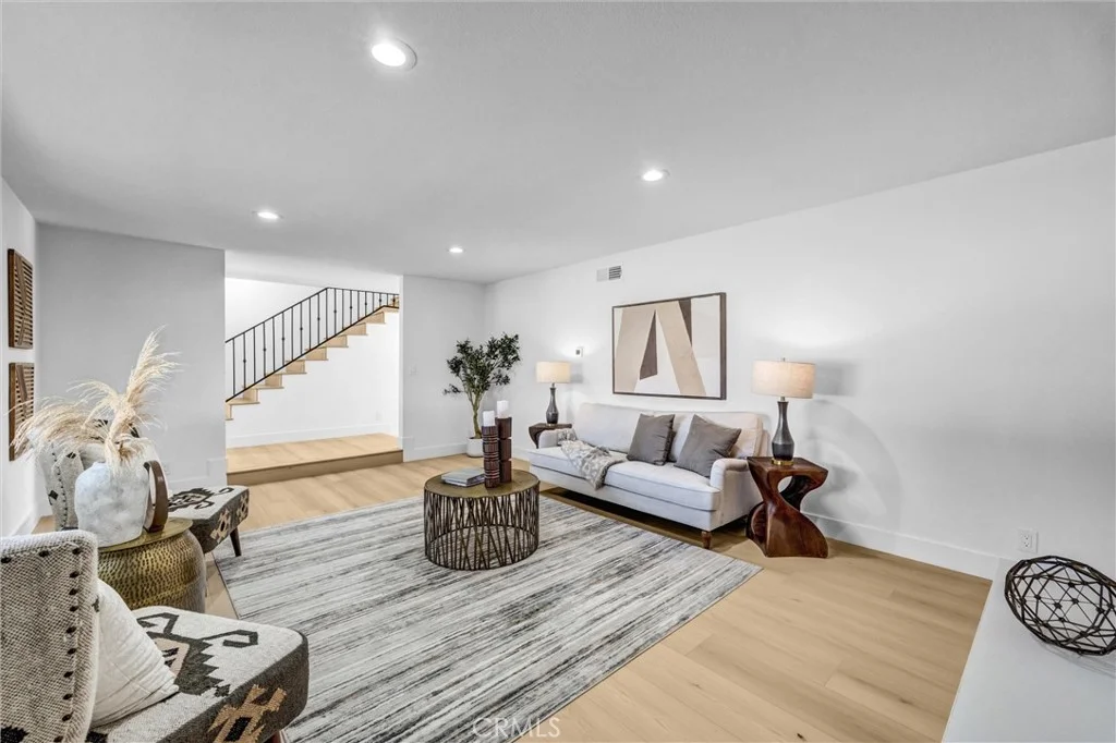 944 E Bastanchury Rd, Placentia, CA 92870 photo 5
