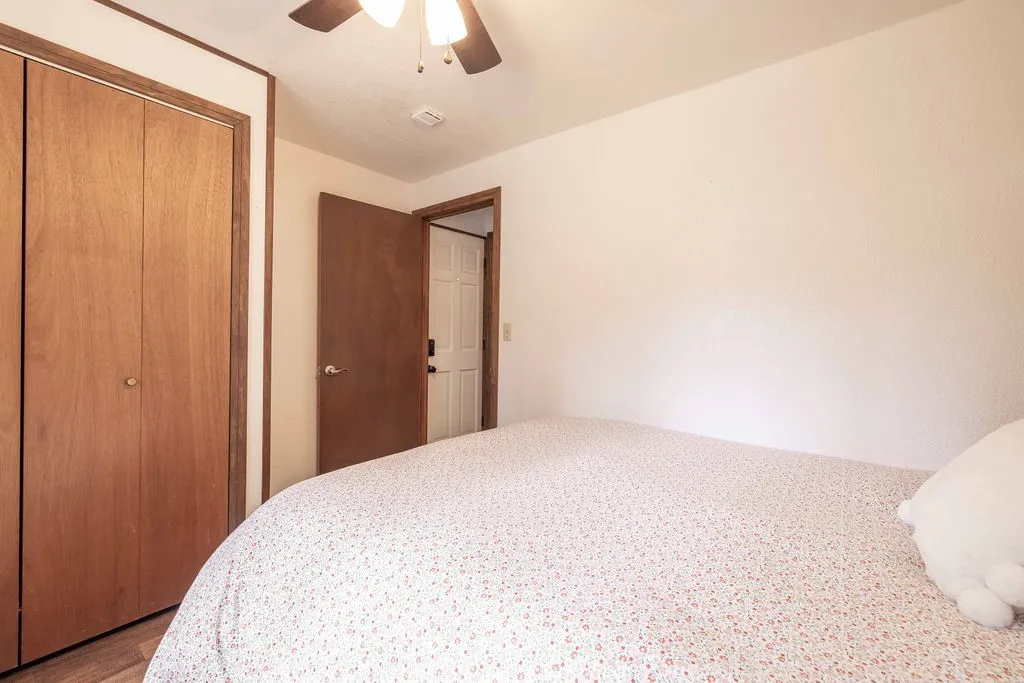 Additional image 16 of 712 Irving Way, Big Bear City, CA 92314