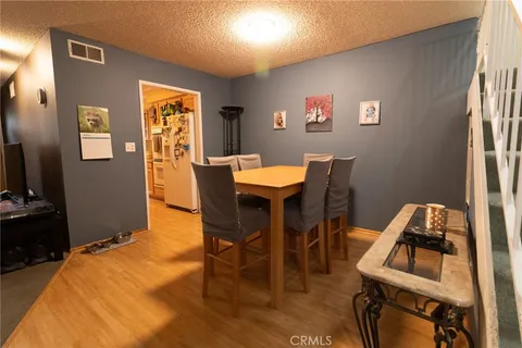 8060 Canby Avenue Unit 2, Reseda, CA MLS: SR25094557