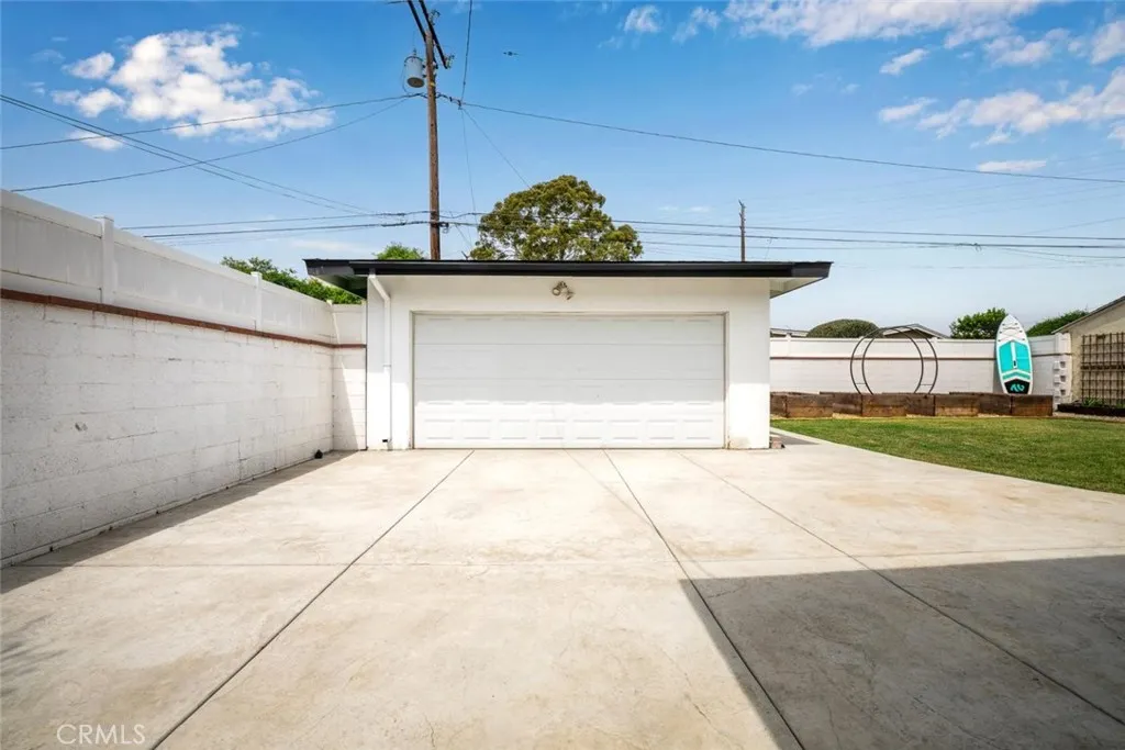 Additional image 109 of 6135 E 23rd Street, Long Beach, CA 90815