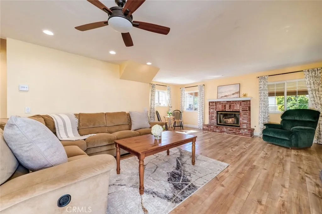 Additional image 16 of 246 S Bush St, Orange, CA 92868