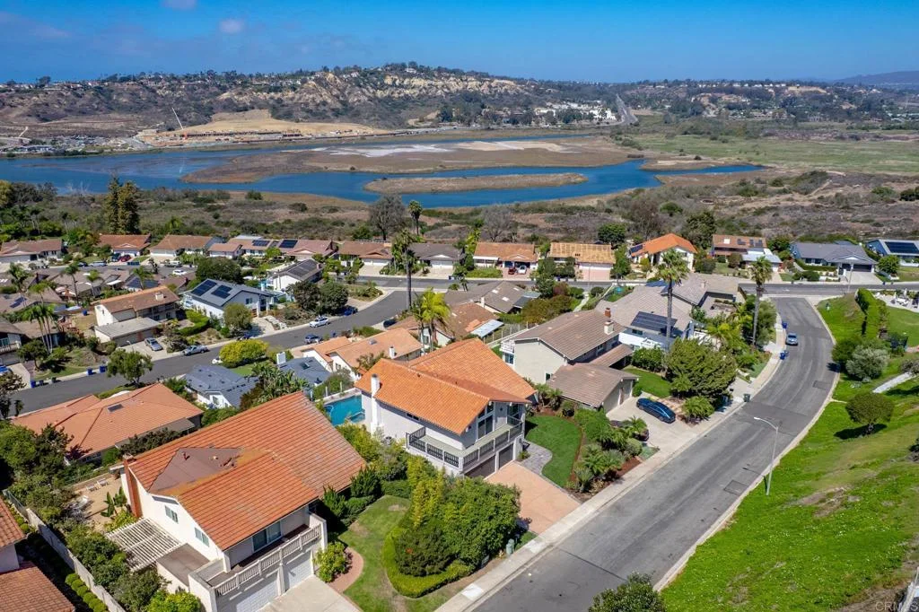 741 Santa Olivia, Solana Beach, CA 92075