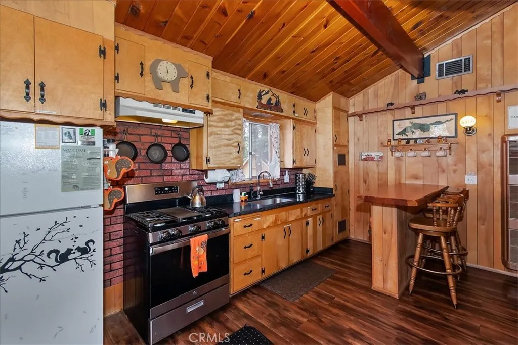 Additional image 43 of 42697 Cougar Rd, Big Bear Lake, CA 92315