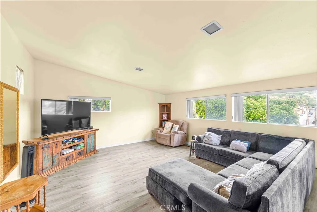 Additional image 27 of 3680 Rolle St, Los Angeles, CA 90031