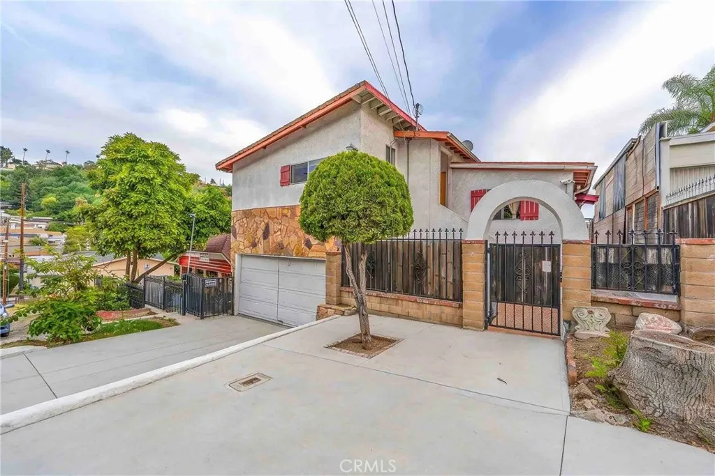 Additional image 5 of 3680 Rolle St, Los Angeles, CA 90031