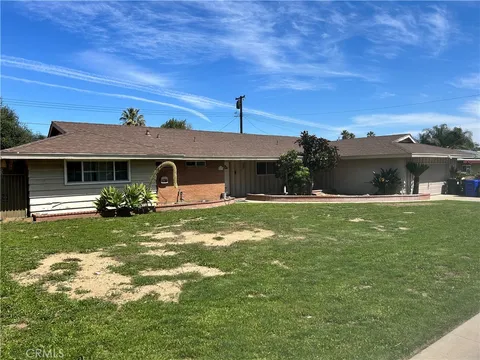 5803 Riverside Avenue, Rialto, CA MLS: IV24195727