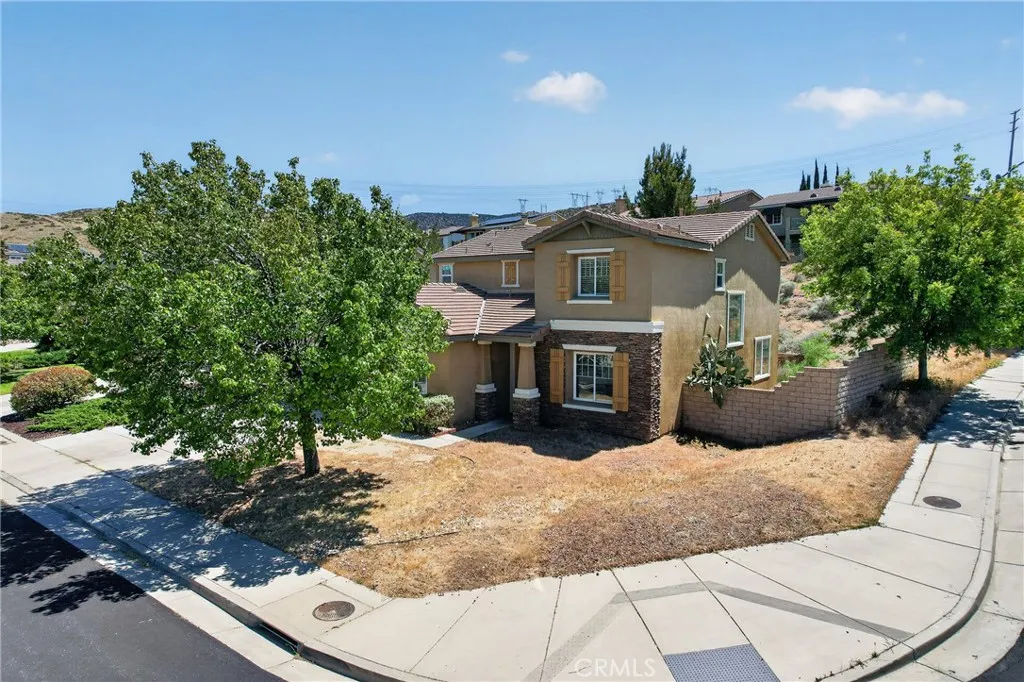 Additional image 2 of 2400 Allysum Pl, Palmdale, CA 93551