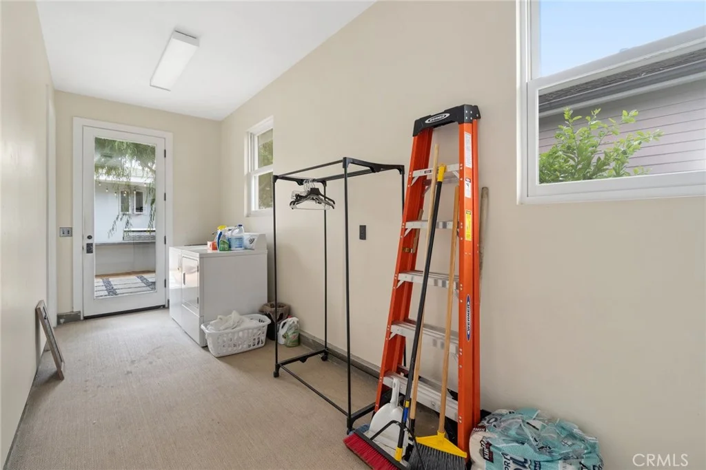 274 Magnolia Street, Costa Mesa, CA 92627
