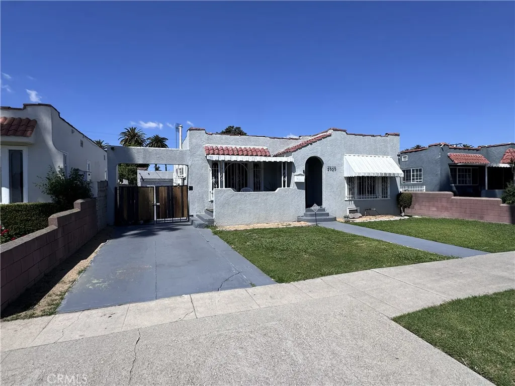 Additional image 4 of 2929 Buckingham Rd, Los Angeles, CA 90016