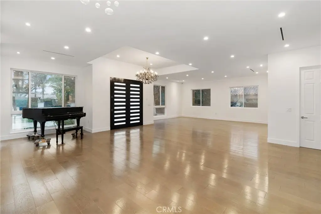 Additional image 75 of 22904 Calvert Street, Woodland Hills, CA 91367