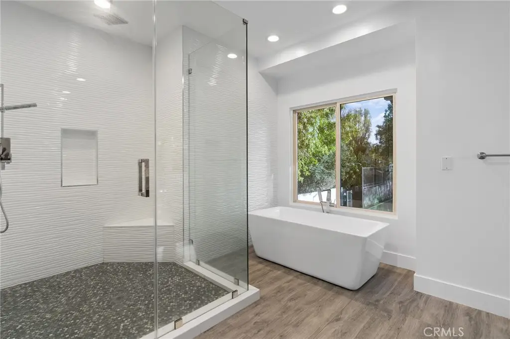 Additional image 93 of 22904 Calvert Street, Woodland Hills, CA 91367